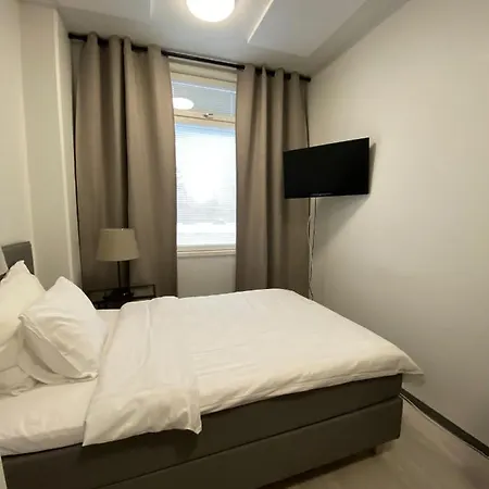 Akselin & Elinan Asema Oy * Pyhanta